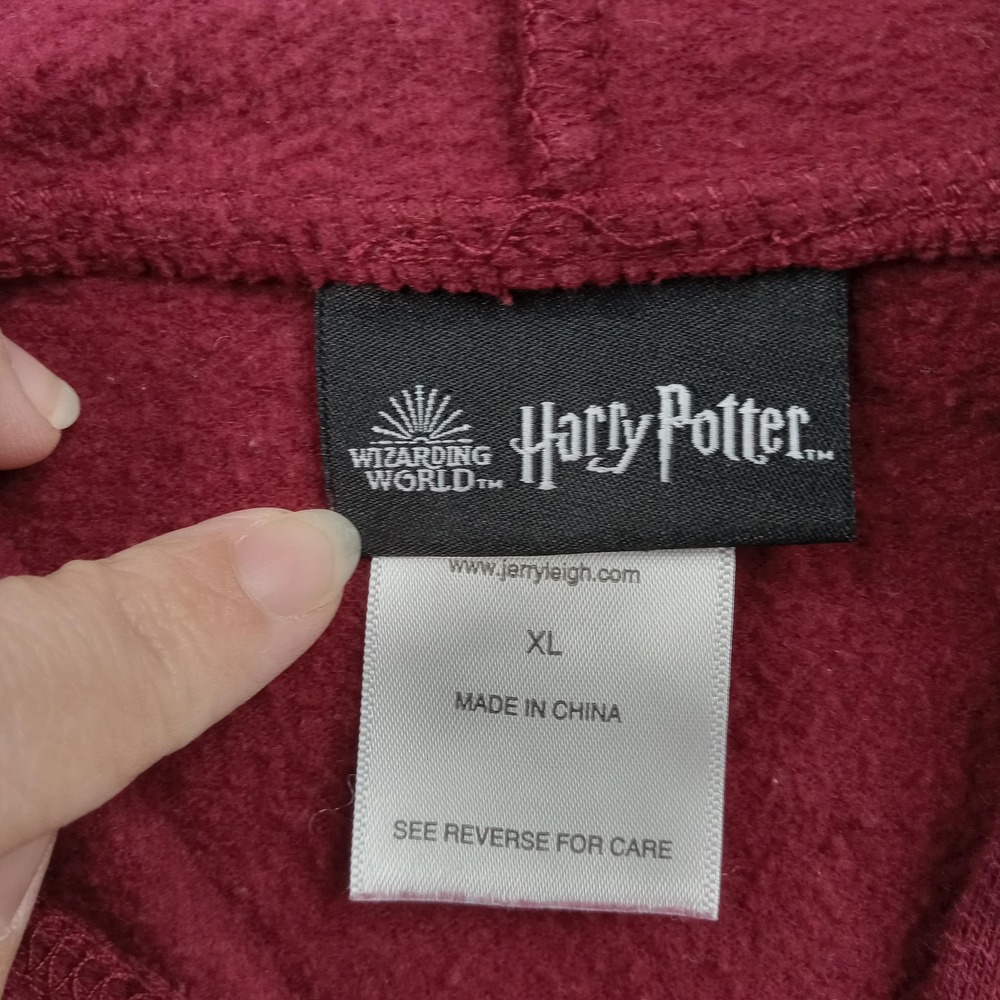 Harry Potter‎ Hoodie Mens XL Red Hogwarts Graphic Fleece Pullover Sweatshirt - Picture 2 of 7